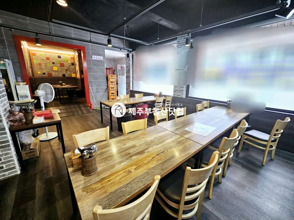 제주 제주시 연동 ﻿●연동/문화칼라사거리인근/1층/일반음식점/호프집 /상가(유동인구많음) ● 연세 매물번호 11801 사진 3