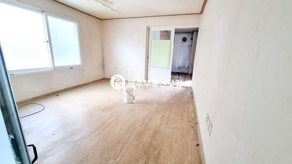 제주 제주시 연동 연동/오일장 /일주도로 대로변인근/1층 /무권리 상가임대 월세 매물번호 11198 사진 3