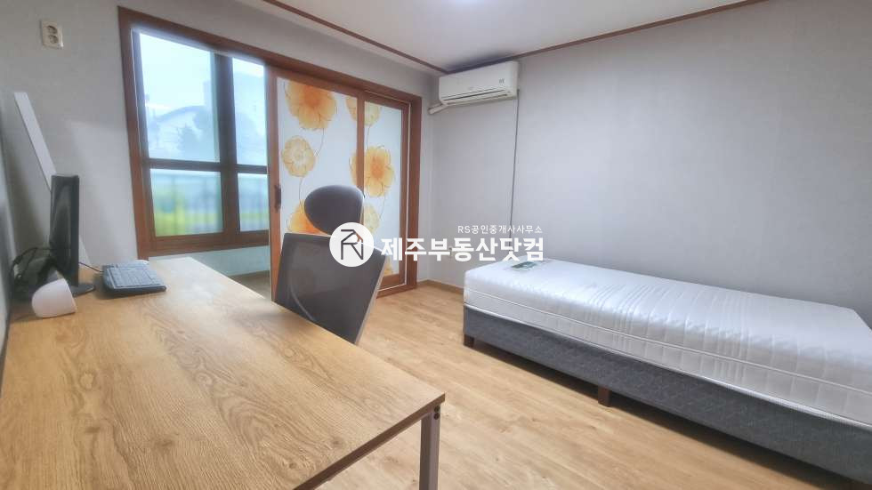 제주 제주시 오라이동 1403-1 #오라이동 오라초 후문 #풀옵션 1.5룸 #남향 #연세 연세 매물번호 12792 사진 3