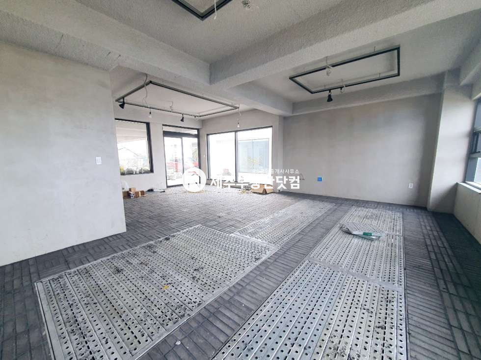제주 제주시 이호일동 이호일동/서해안로 /말등대도로변인근/1층/무권리 연세 매물번호 12130 사진 3