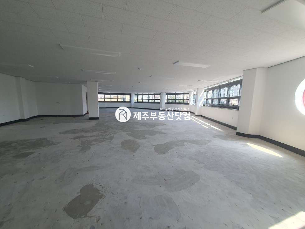 제주 제주시 일도이동 일도이동/인제사거리대로변/1층/3층/5층상가/무권리 연세 매물번호 12443 사진 1