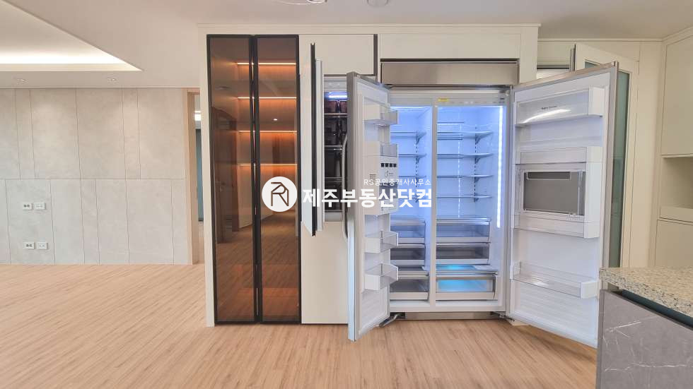 제주 제주시 연동 [연동] #급매, 최저가 #e편한세상연동센트럴파크 1단지 #남서향 #방4화2 매매 매물번호 12798 사진 5