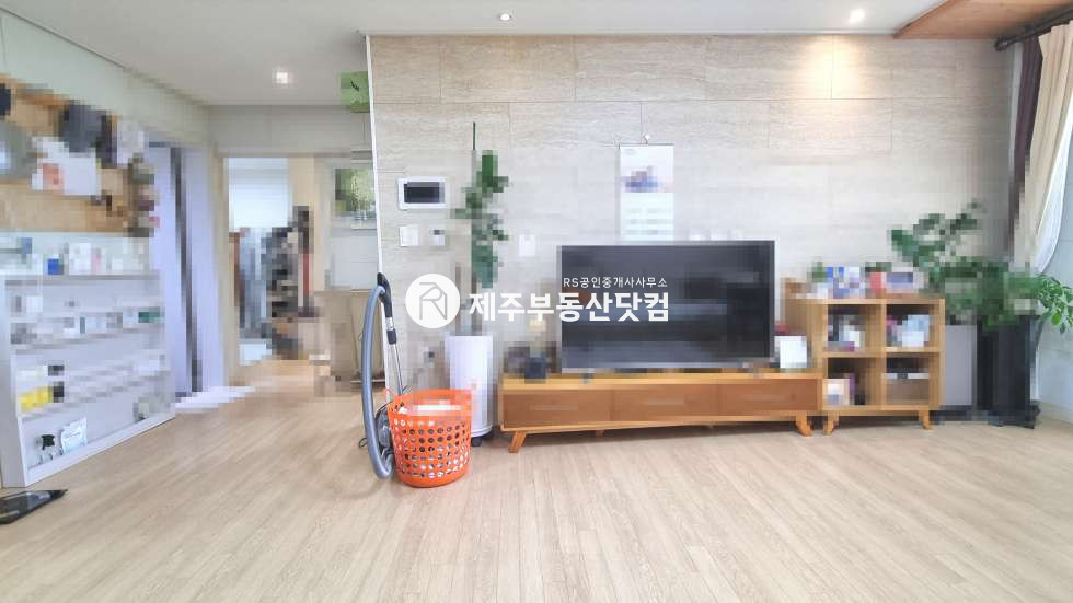 제주 제주시 아라이동 [아라이동] 기자길 #깔끔한 1층 연립 #방3화2 매매 매물번호 12816 사진 3
