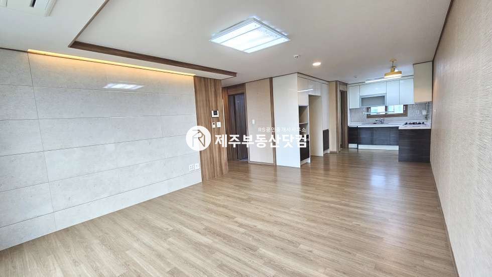 제주 제주시 조천읍 함덕리 [조천읍 함덕리] 에덴빌리지2차 #급매 #방2화1 #남향 매매 매물번호 12834 사진 1