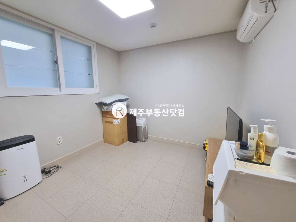 제주 제주시 연동 [연동] 제스코마트 뒷편 #깔끔한 투룸 #풀옵션 #연세 연세 매물번호 12849 사진 5