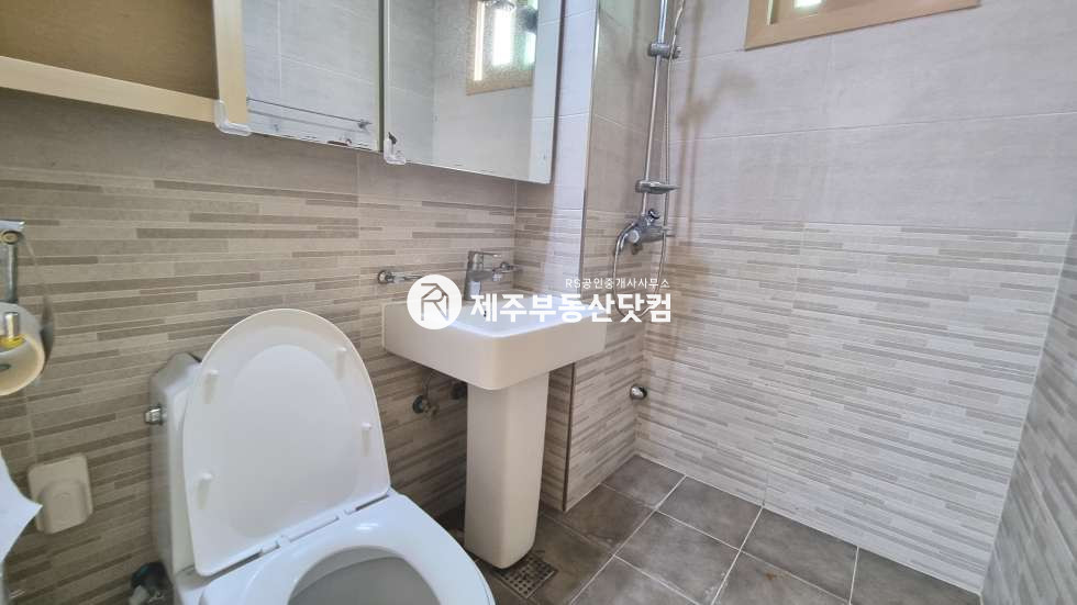 제주 제주시 도남동 [도남동] 오성스위트빌 #4층 복층형 #남향 #급매 매매 매물번호 12800 사진 13