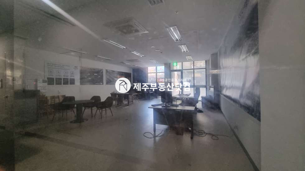 제주 제주시 노형동 [노형동] 이편한세상시티 #1층상가 #노출좋음 #무권리 #임대 월세 매물번호 12913 사진 1