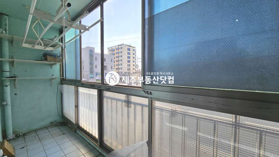 제주 제주시 노형동 [노형동] 덕진연립 #남녕고4분, 월랑초2분 #방3화1 #연세 연세 매물번호 12921 사진 9
