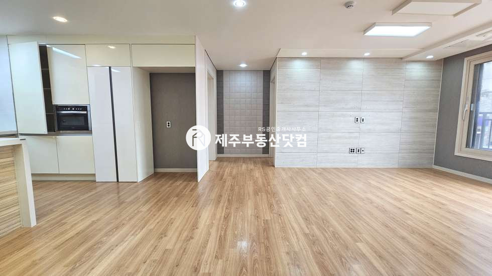 제주 제주시 아라이동 [아라이동] 아라휴안1차 #깔끔한 인테리어 #방3화2 #연세 연세 매물번호 12946 사진 2