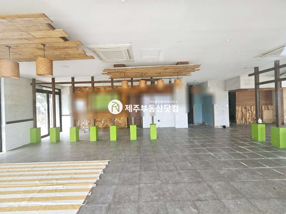 제주 제주시 조천읍 함덕리 [조천읍 함덕리] 함덕해수욕장 차량3분/단독 1층식당/무권리 연세 매물번호 12856 사진 3