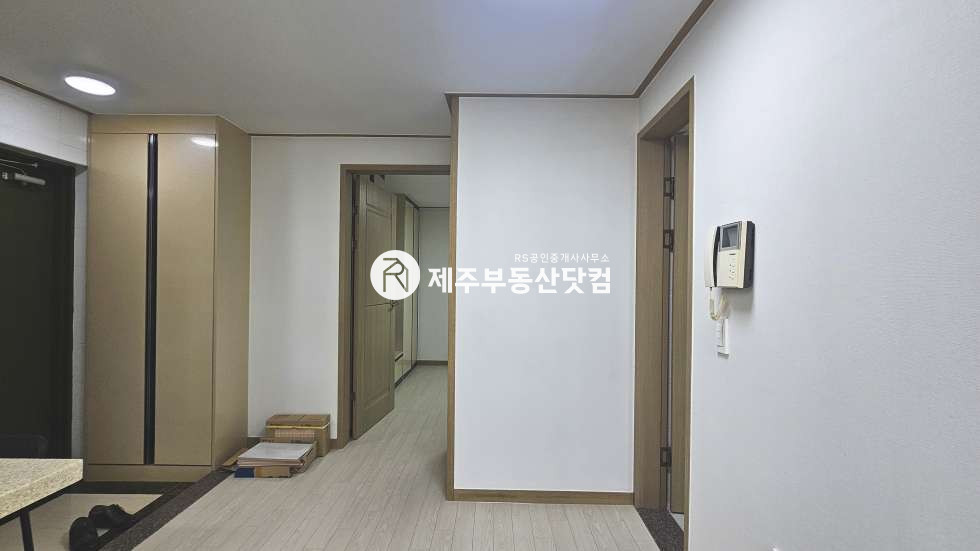 제주 제주시 도련일동 [도련일동] 삼화지구 중심지 #풀옵션 1.5룸 #연세, 월세 연세 매물번호 12966 사진 4