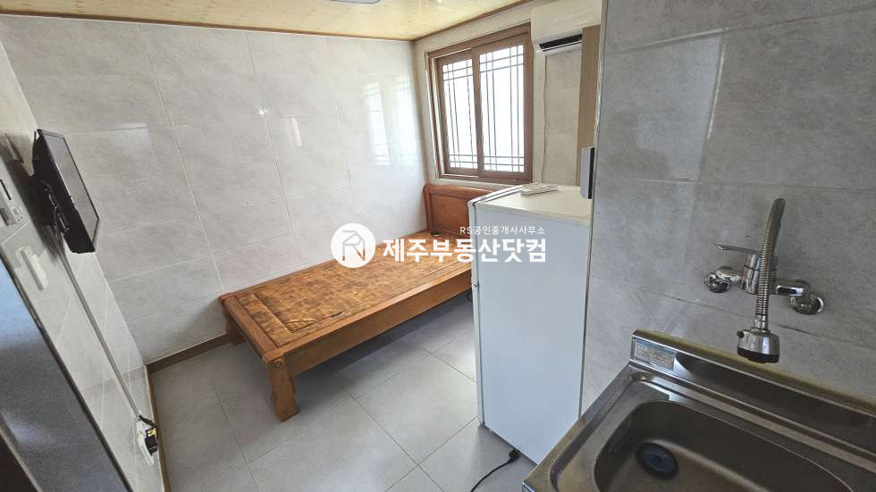 제주 제주시 일도이동 [일도이동] 사라봉오거리 부근 #리모델링 된 건물 통매매 #숙박시설 매매 매물번호 12995 사진 6