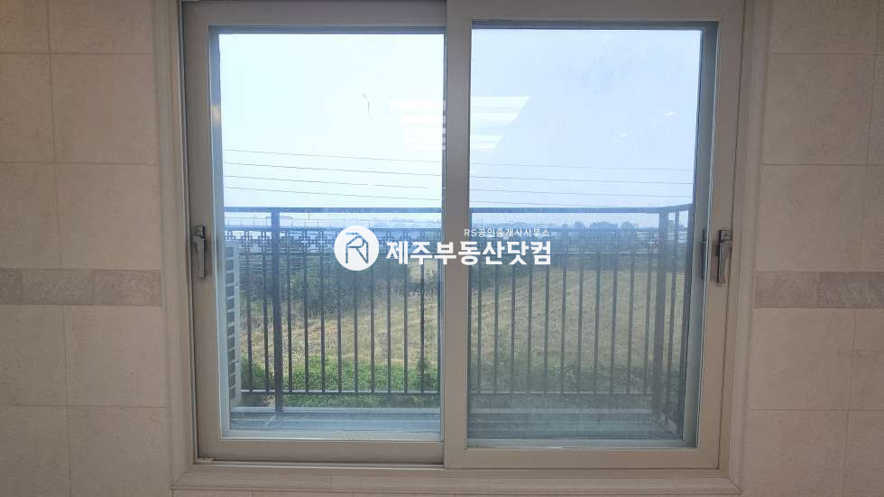 제주 제주시 구좌읍 김녕리 [구좌읍 김녕리] 광영타운 #김녕중1분 김녕초3분 #방3화2 #매매 매매 매물번호 12997 사진 8