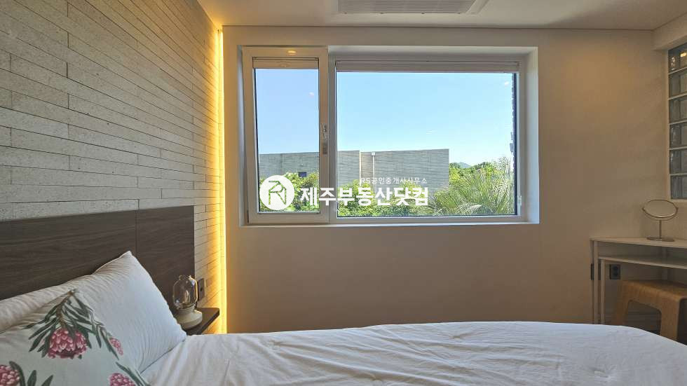 제주 제주시 조천읍 선흘리 [조천읍 선흘리] 선교로 #농어촌민박(펜션) #2개동 #급매 매매 매물번호 13003 사진 7