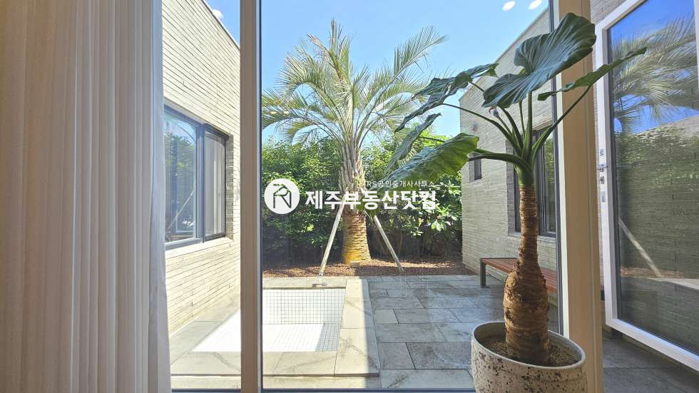 제주 제주시 조천읍 선흘리 [조천읍 선흘리] 선교로 #농어촌민박(펜션) #2개동 #급매 매매 매물번호 13003 사진 18