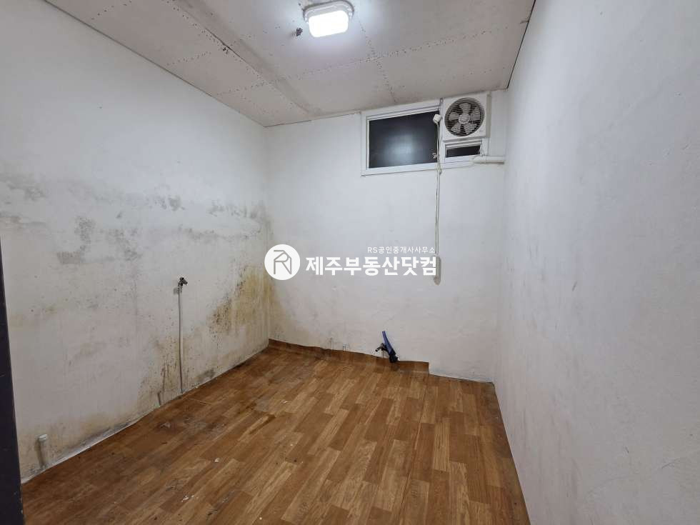 제주 제주시 일도이동 [일도이동] 인제사거리인근/넓은평수 지1층상가/무권리 연세 매물번호 13124 사진 3