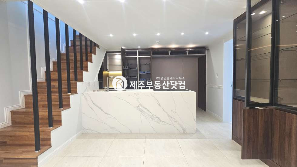 제주 제주시 외도일동 [외도일동] 스카이캐슬2 #외도초3분 #신축, 복층 #가전 풀옵션 #방3화2 분양 매물번호 13157 사진 5
