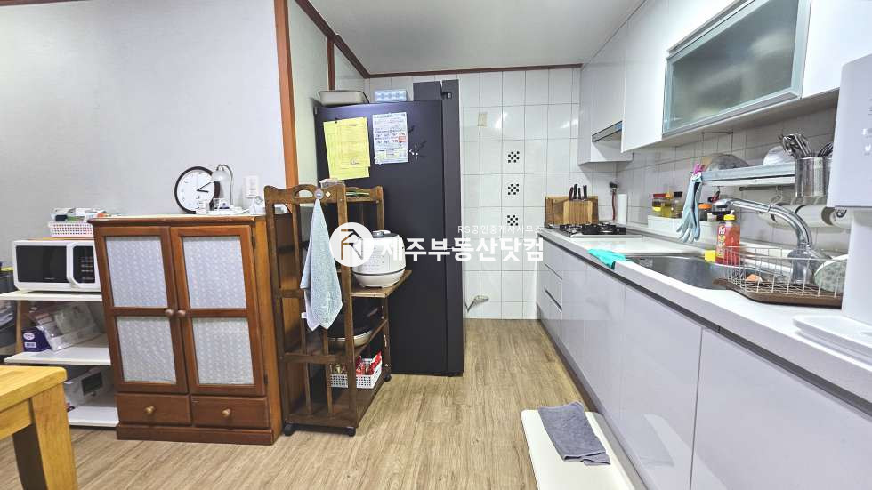 제주 제주시 삼도이동 [삼도이동] 삼도파크빌 #북초 도보 1분 #급매 #3층 방3화2 매매 매물번호 13175 사진 5