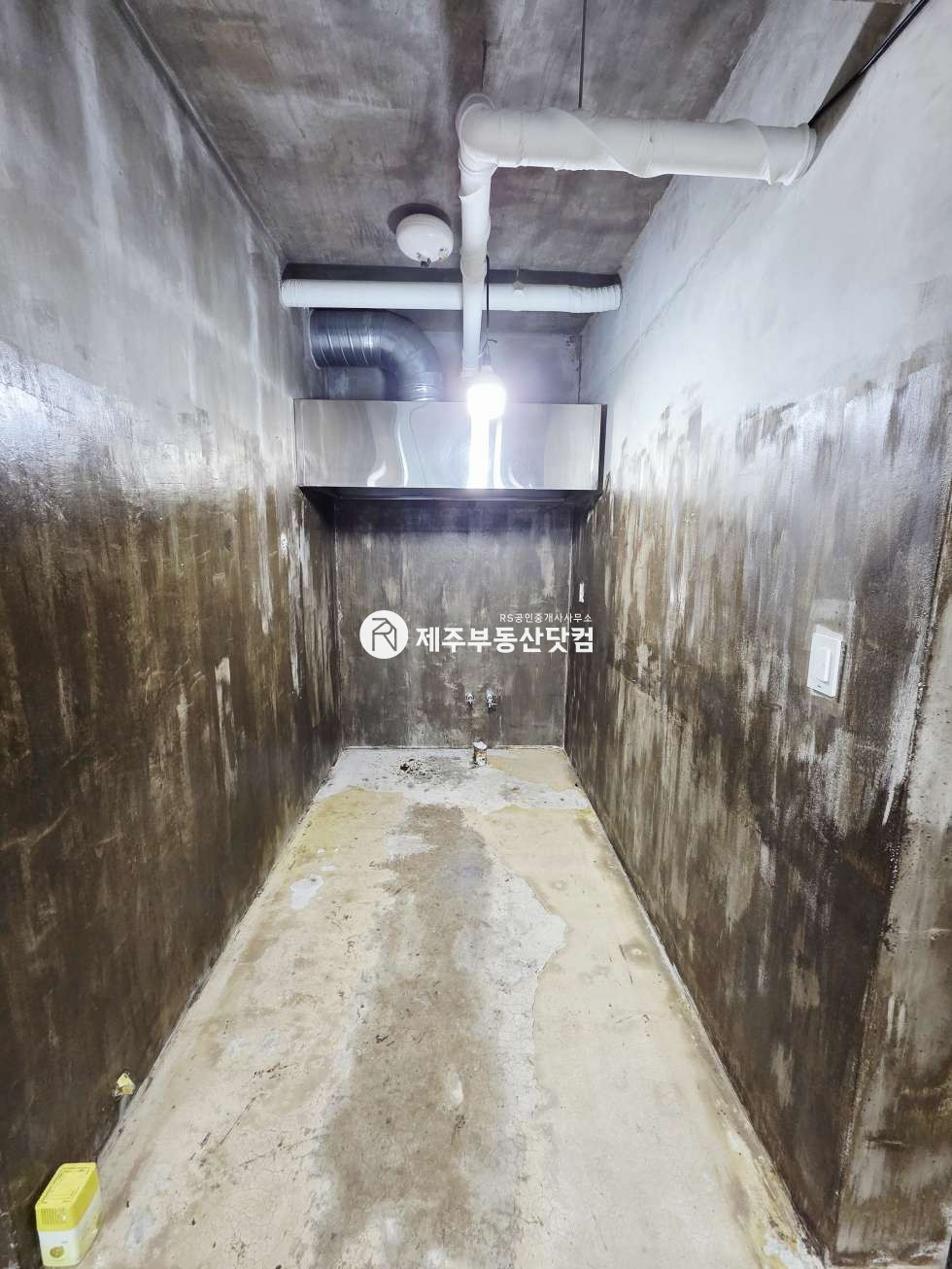 제주 제주시 조천읍 신촌리 [조천읍/신촌리] 신촌리/1층식당/식당가능/무권리 연세 매물번호 13014 사진 3