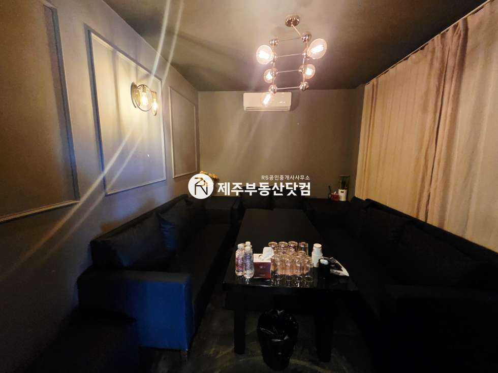 제주 제주시 연동 [연동/신시가지] 대림2파아파트 맞은편/1층/카페/양도양수 연세 매물번호 13331 사진 3
