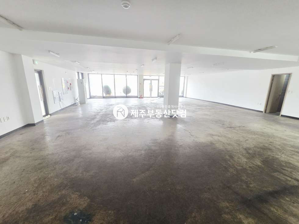 제주 제주시 오라이동 [오라이동] 연삼로 대로변/1층/분할상가/무권리 연세 매물번호 13135 사진 2