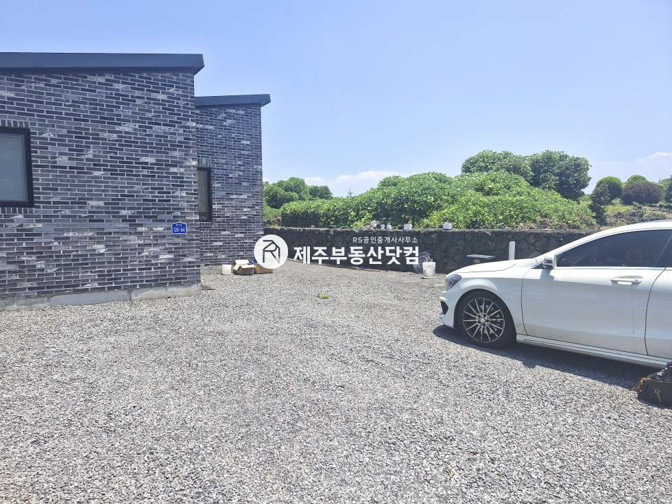 제주 제주시 조천읍 함덕리 [조천읍 함덕리] 큰백교차로 부근 #급매 #깔끔한 투룸 단독주택 매매 매물번호 13419 사진 12