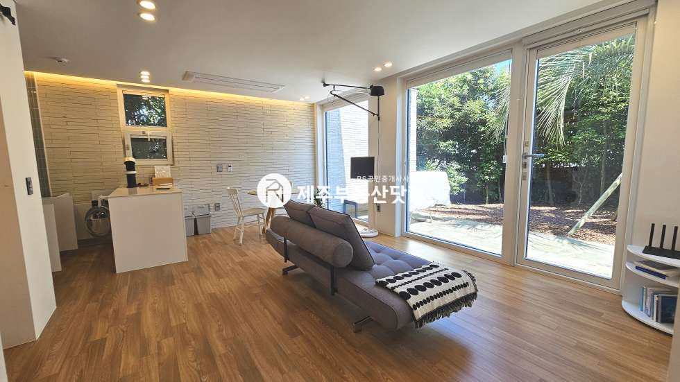 제주 제주시 조천읍 선흘리 [조천읍 선흘리] 선교로 #단독주택 2개동 일괄 #급매 매매 매물번호 13480 사진 2