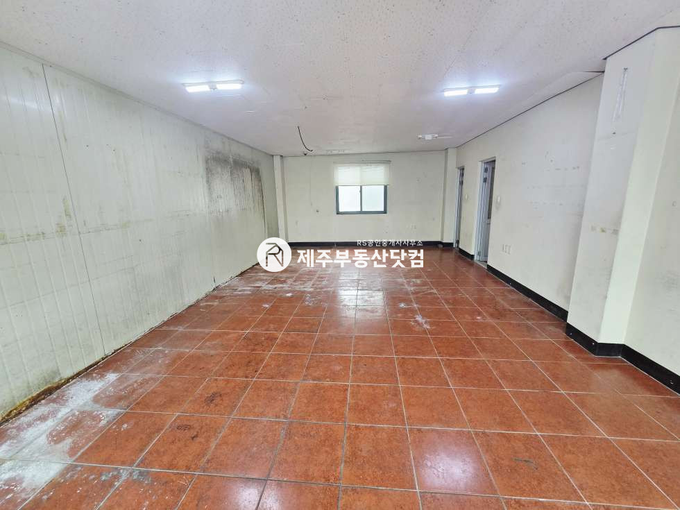 제주 제주시 외도일동 [외도일동] 아름마을아파트인근/1층/년세750만원/무권리 연세 매물번호 13498 사진 1