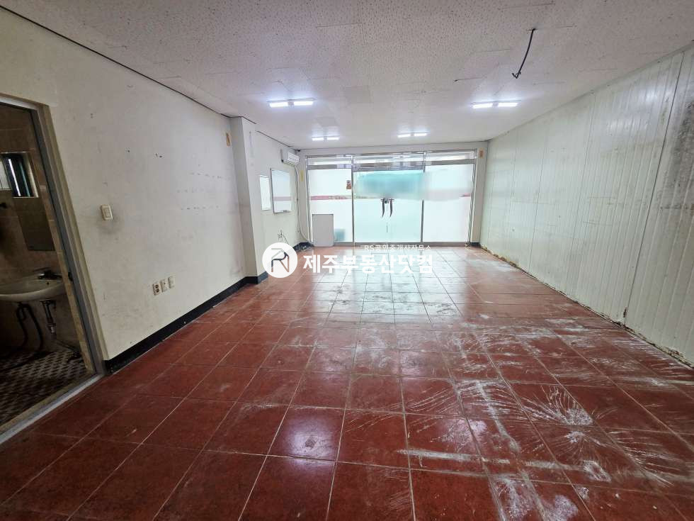 제주 제주시 외도일동 [외도일동] 아름마을아파트인근/1층/년세750만원/무권리 연세 매물번호 13498 사진 2