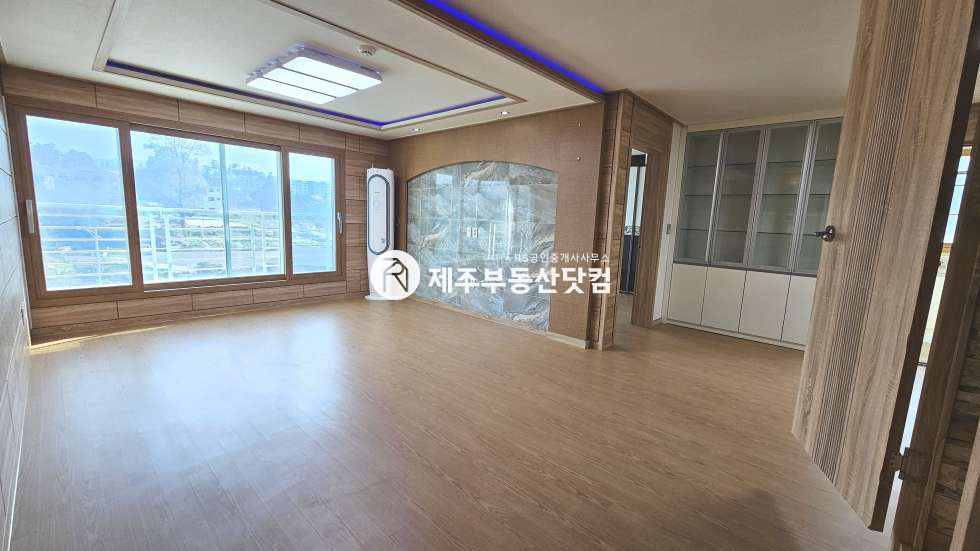 제주 제주시 아라일동 6153-3 (드림스빌) [아라일동] 드림스빌 #급매 #조망굿, 채광굿 #방3화2 #복층 다세대 매매 매물번호 13468 사진 1