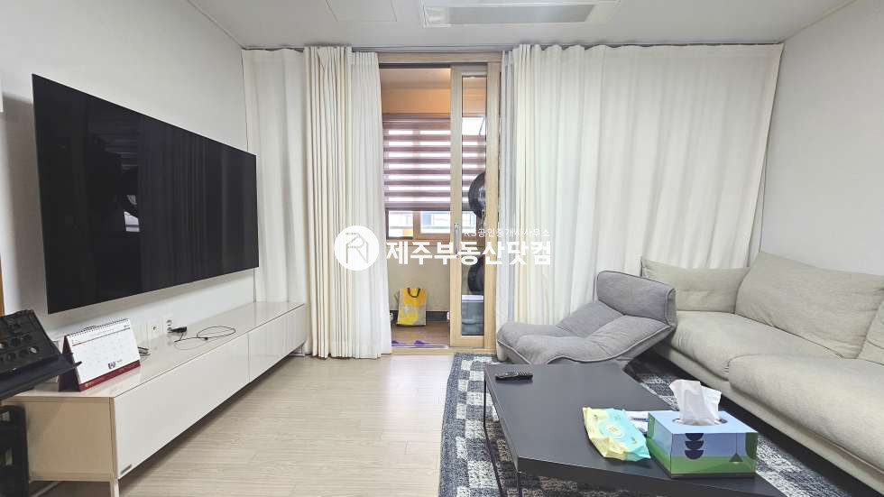 제주 제주시 이도이동 2039-2 [이도이동] 이도초 1분 #휴팰리스 2차 #귀한 매물 #리모델링 된 투룸 #급매 매매 매물번호 13390 사진 1