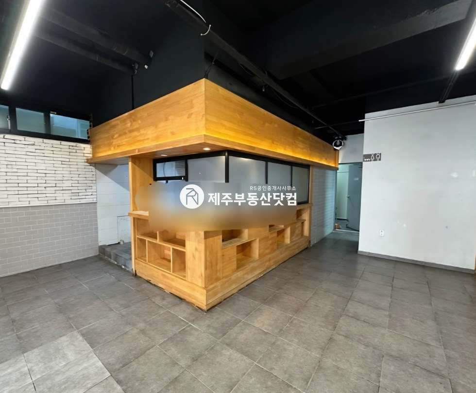 제주 제주시 외도일동 [외도일동] 우정로 대로변/1층식당상가/무권리 연세 매물번호 12765 사진 3
