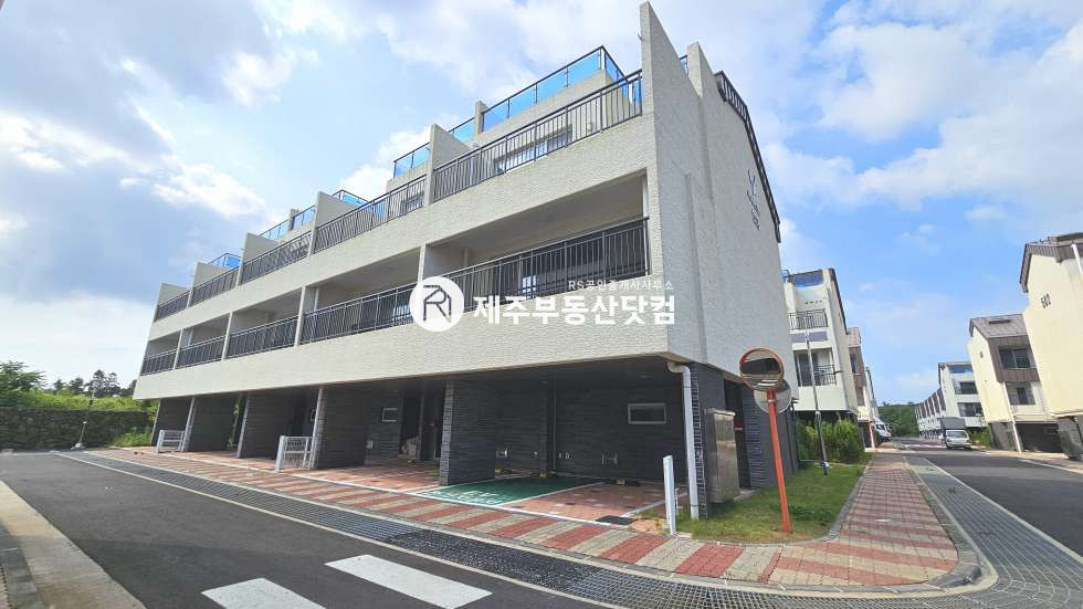 제주 제주시 한경면 청수리 [한경면 청수리] 아이비스127 #파격할인분양 #영어교육도시 #단독/타운하우스형 주택 분양 매물번호 13069 사진 1