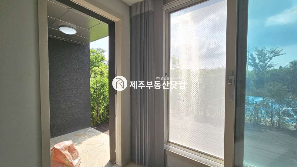 제주 제주시 한경면 청수리 [한경면 청수리] 아이비스127 #파격할인분양 #영어교육도시 #단독/타운하우스형 주택 분양 매물번호 13069 사진 3