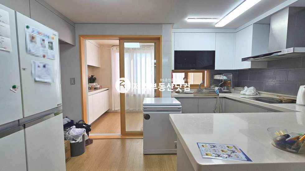 제주 제주시 이도이동 1083-14 [이도이동] 남광초 부근 #한우리아파트 #중층 #방3화2 매매 매물번호 13554 사진 4