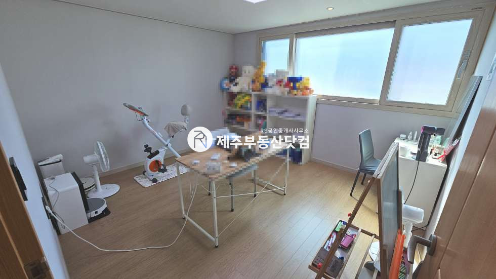 제주 제주시 이도이동 1083-14 [이도이동] 남광초 부근 #한우리아파트 #중층 #방3화2 매매 매물번호 13554 사진 6