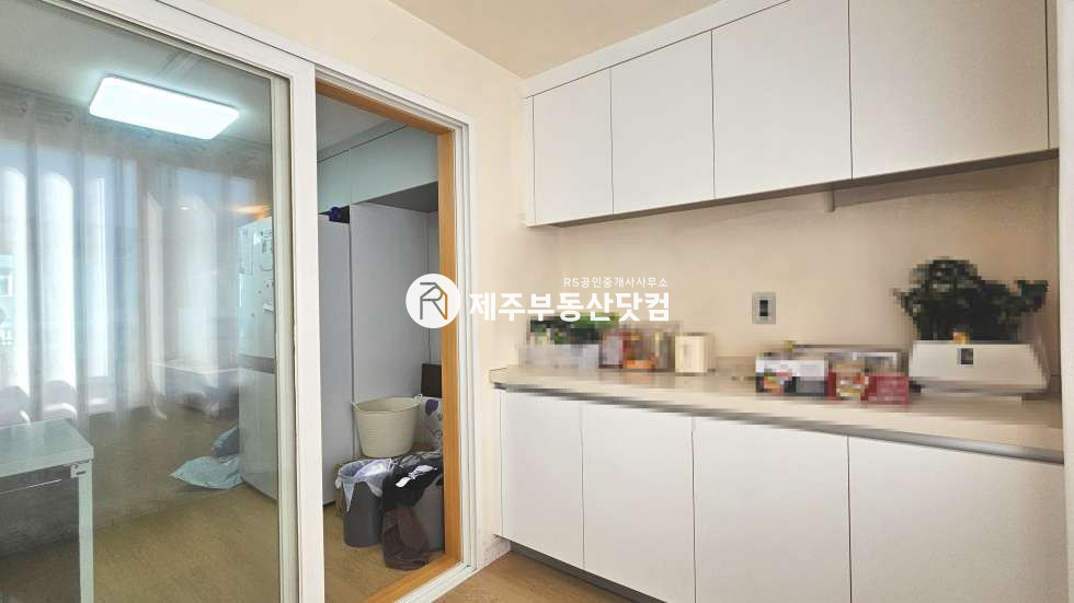 제주 제주시 이도이동 1083-14 [이도이동] 남광초 부근 #한우리아파트 #중층 #방3화2 매매 매물번호 13554 사진 9