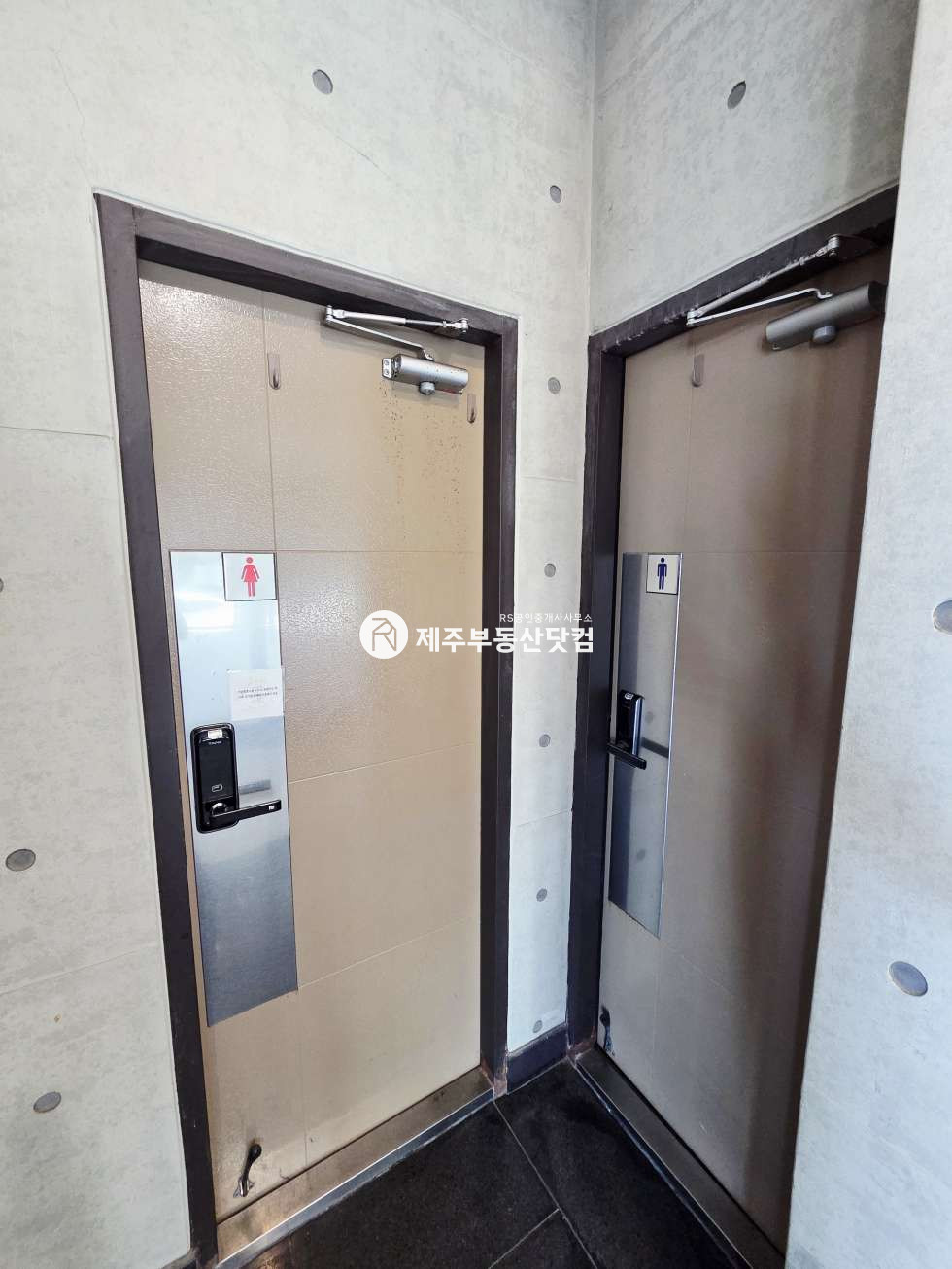 제주 제주시 아라일동 [아라일동] 까리따스 유치원 맞은편/1층/노출최상/무권리 연세 매물번호 13561 사진 4