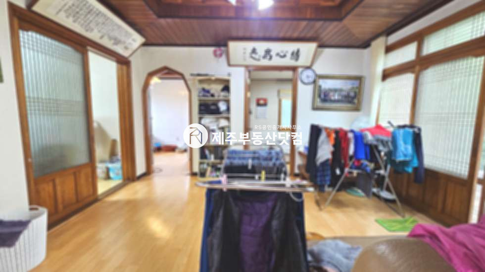 제주 제주시 아라일동 [아라일동] 연북로 인접 #급매 #넓은 부지의 단독주택 #방4화1 매매 매물번호 13563 사진 3