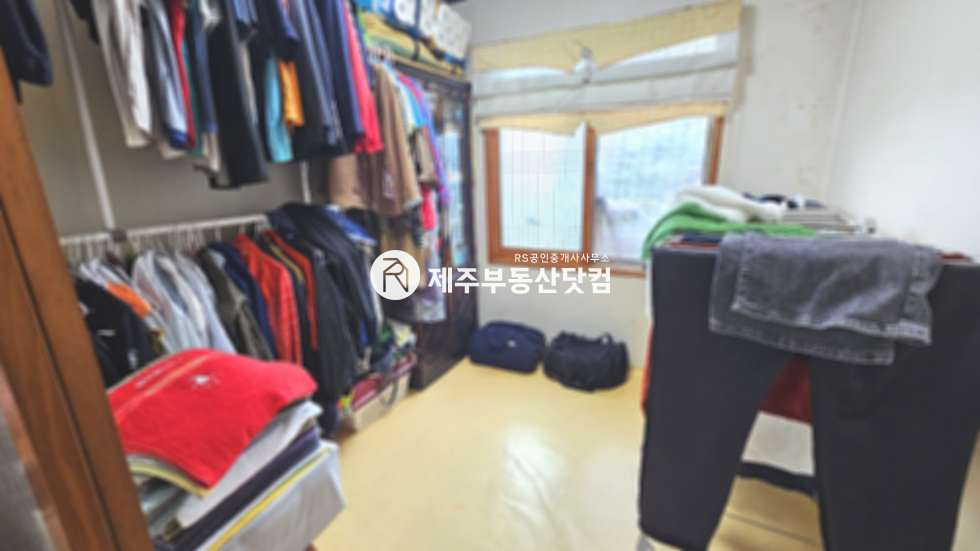 제주 제주시 아라일동 [아라일동] 연북로 인접 #급매 #넓은 부지의 단독주택 #방4화1 매매 매물번호 13563 사진 6