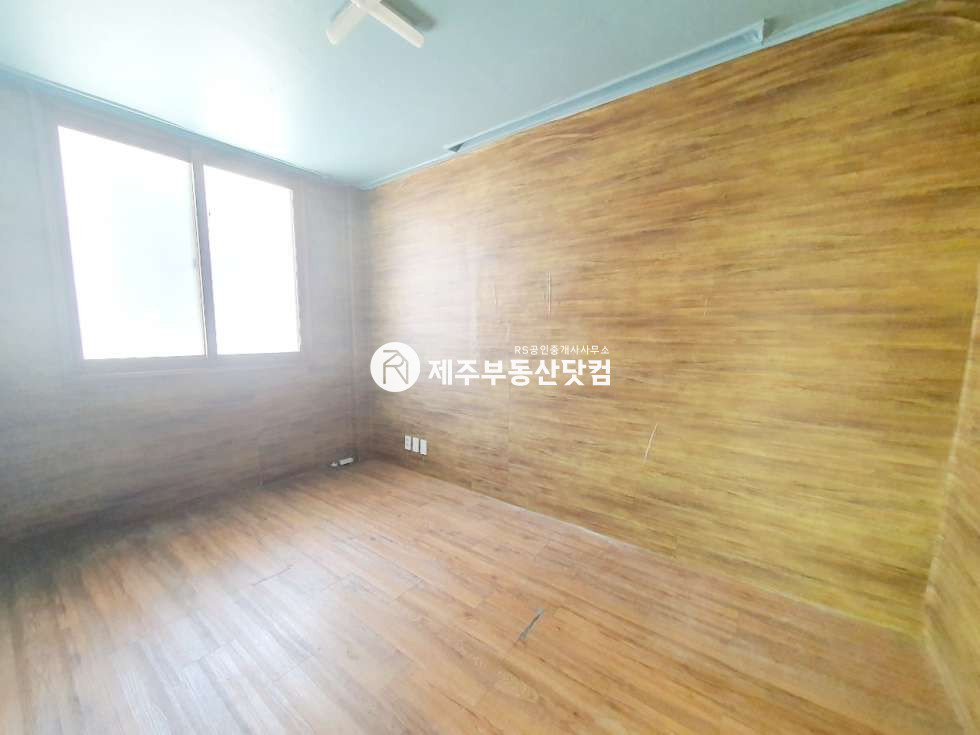 제주 제주시 화북일동 ﻿[화북일동]/화북교회인근/2층/무권리 상가임/넓은평수 연세 매물번호 11487 사진 2