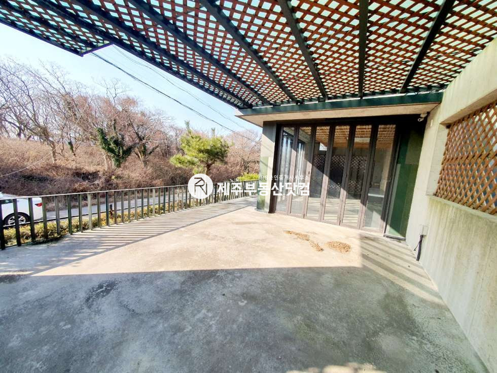 제주 제주시 조천읍 와산리 ﻿[조천읍/와산리]/번영로대로변인근/단독건물전체 1.2층/월세인하/무권리 월세 매물번호 11389 사진 6