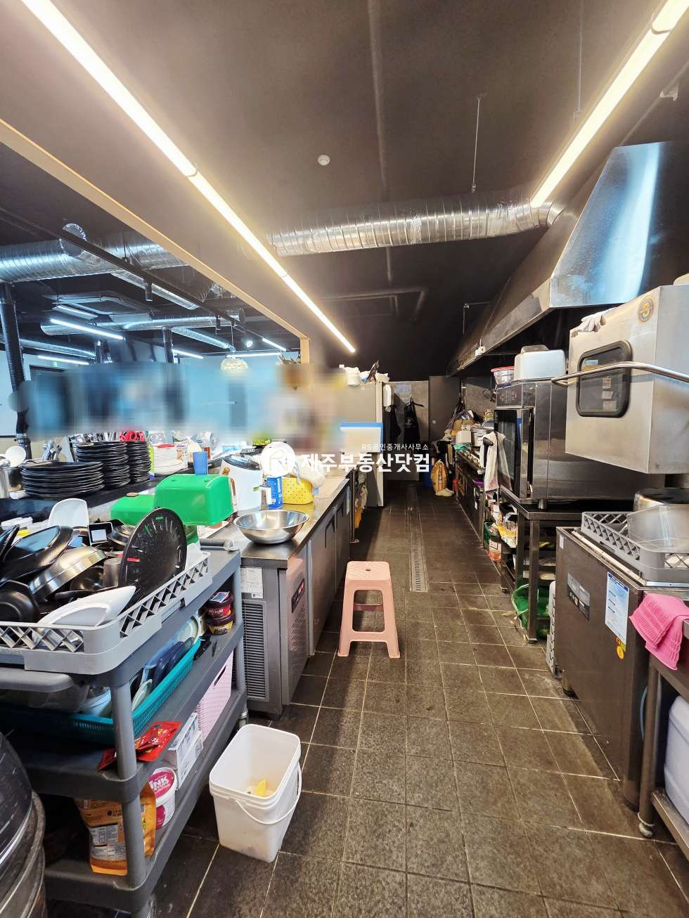 제주 제주시 도련일동 [삼화지구] 올리브영 도로변/1층/고기집/시설완비/권리저렴 연세 매물번호 13307 사진 4