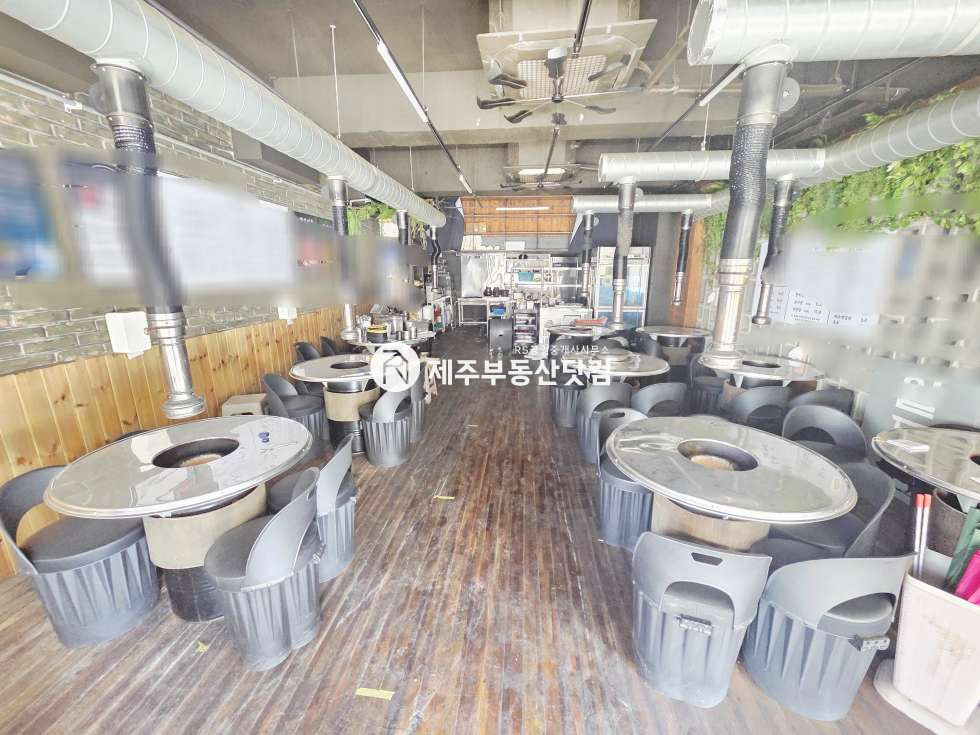 제주 제주시 일도이동 [일도이동] 일도주유소 메인상권/1층/고기집/권리저렴 연세 매물번호 13596 사진 1