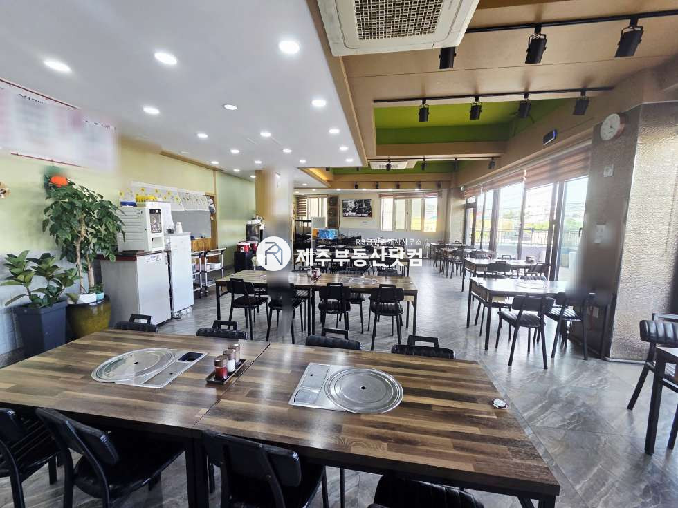 제주 제주시 도두일동 [도두일동] 도두마을 도로변/식당/넓은평수/시설완비/모든식당업가능 연세 매물번호 13608 사진 8