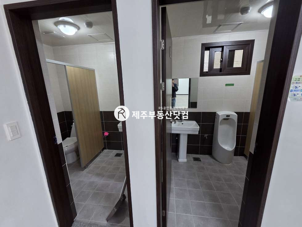 제주 제주시 연동 [연동] 신광사거리 대로변/3층(엘베0)/넓은평수/기본시설완비/무권리 연세 매물번호 13470 사진 7