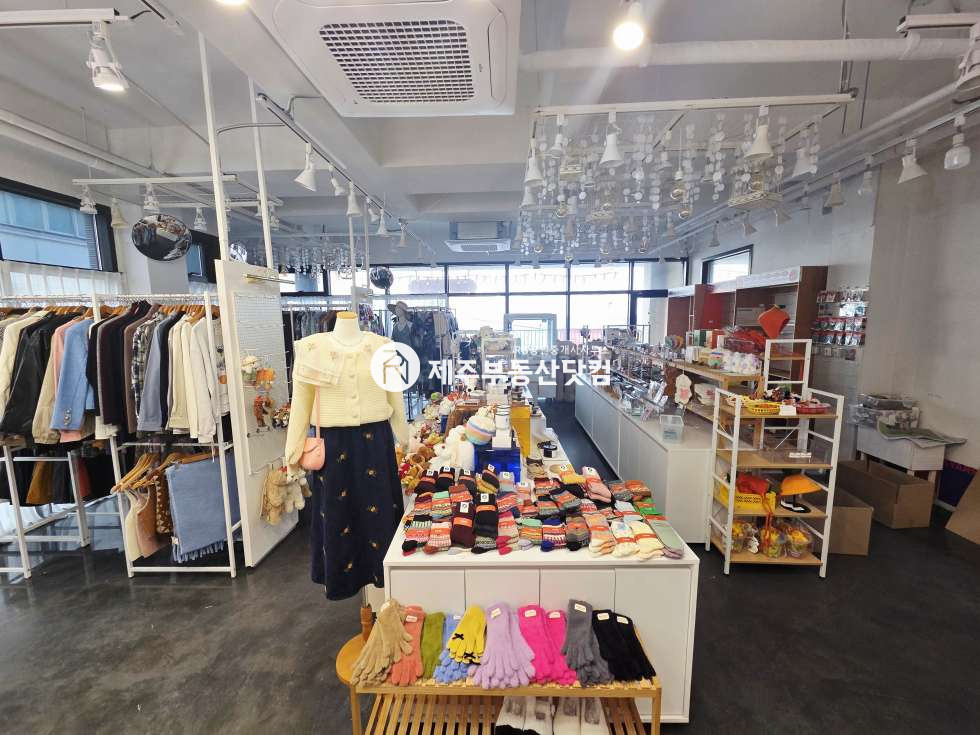 제주 제주시 이호일동 [이호일동] 이호테우해변 /메인위치/오션뷰/2층/모든업종가능/시설비저렴 연세 매물번호 13447 사진 2