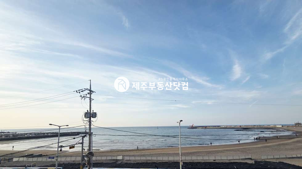 제주 제주시 이호일동 [이호일동] 이호테우해변 /메인위치/오션뷰/2층/모든업종가능/시설비저렴 연세 매물번호 13447 사진 4