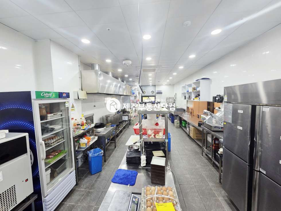 제주 제주시 연동 [연동/누워마루거리내] 누웨마루 메인위치/넓은평수식당/집기시설완비 월세 매물번호 13497 사진 7