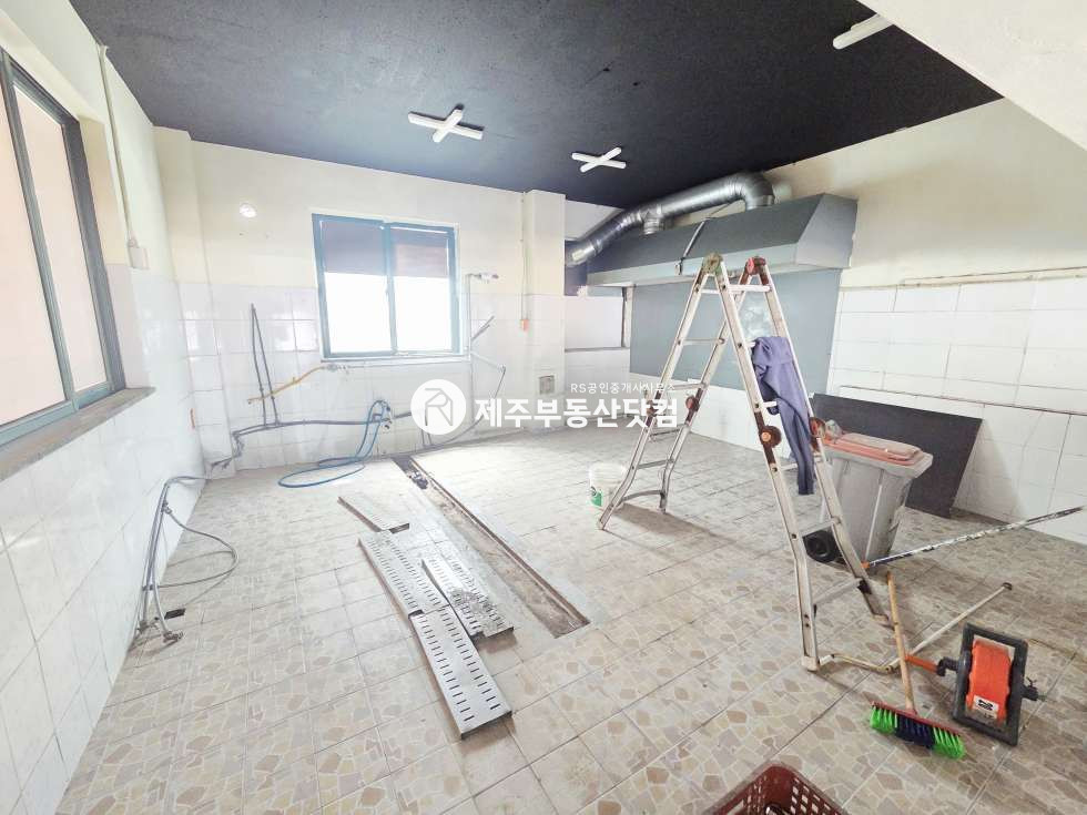 제주 제주시 도두일동 [도두일동]도두 사거리 도로변/1층식당/무권리 연세 매물번호 12940 사진 3